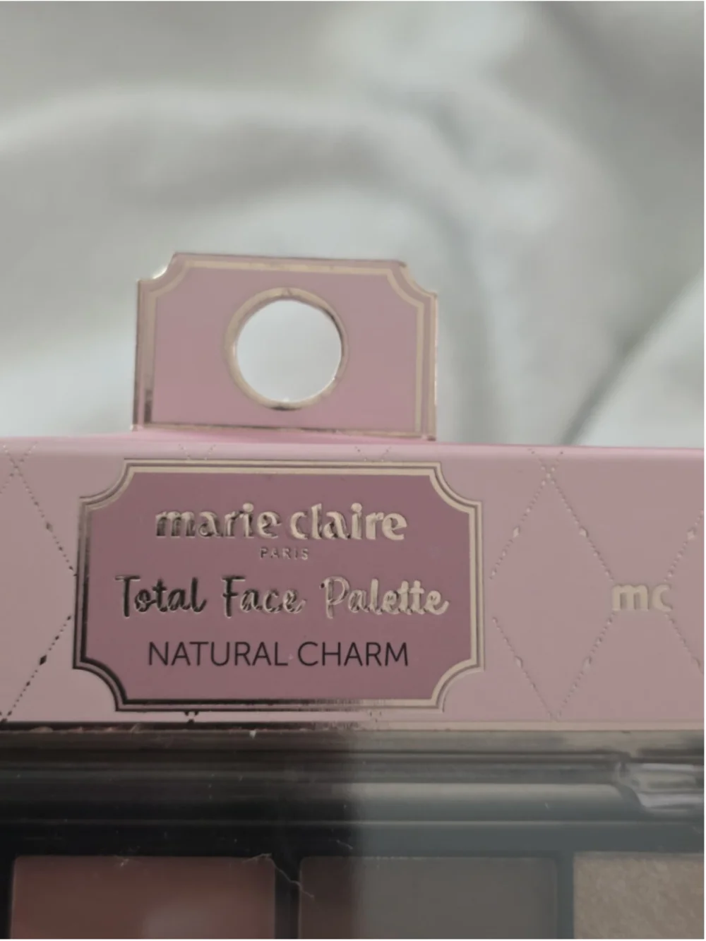 Marie Claire Paris Natural Charm Total Face Palette~Highlighter~Eyeshadow~ Blush
